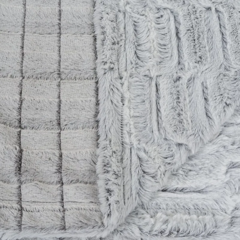 Petface White Plush Comforter Blanket-1